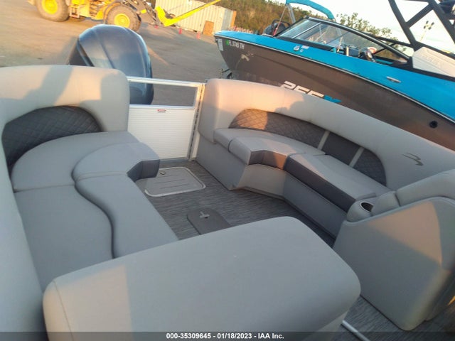 2021 BENNINGTON OTHER VIN: ETWK8002C121