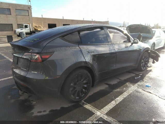 Tesla Model Y Long Range 2021 5YJYGDEE8MF157244 Image 4