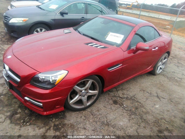 2016 Mercedes-Benz SLK-Class, VIN: WDDPK3JA1GF122851