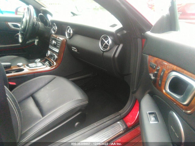 2016 Mercedes-Benz SLK-Class, VIN: WDDPK3JA1GF122851