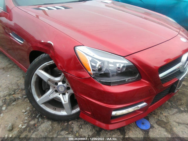 2016 Mercedes-Benz SLK-Class, VIN: WDDPK3JA1GF122851
