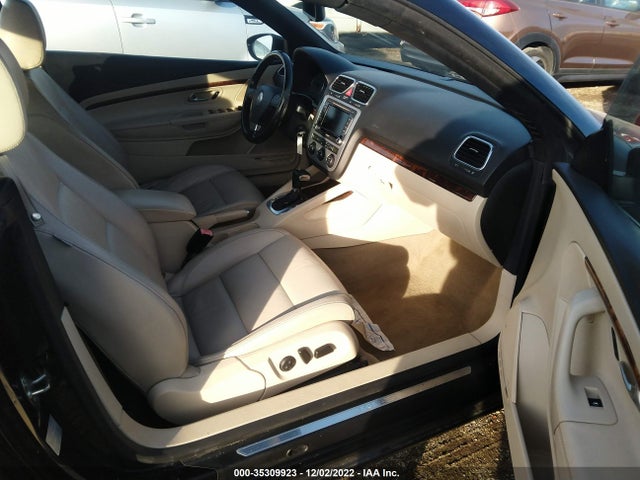WVWFA71FX9V016368 Volkswagen Eos Lux