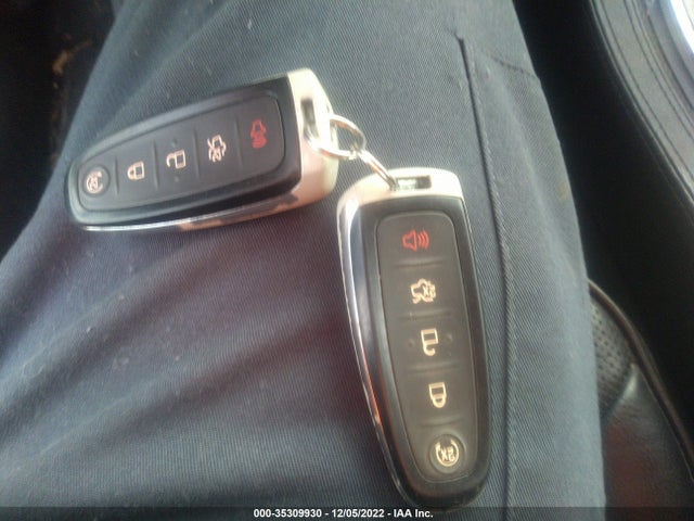 Lincoln MKX 2011 2LMDJ8JK7BBJ15435 Image 3