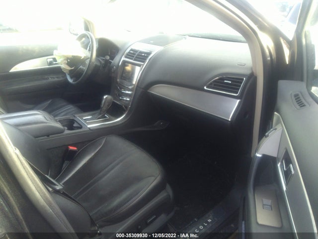 Lincoln MKX 2011 2LMDJ8JK7BBJ15435 Image 6