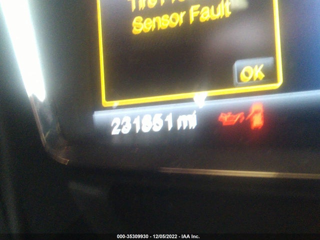 Lincoln MKX 2011 2LMDJ8JK7BBJ15435 Image 8