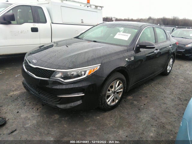 2017 Kia Optima, VIN: 5XXGT4L37HG150121