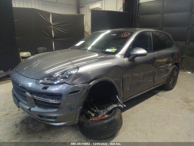 2018 Porsche Cayenne, VIN: WP1AD2A22JLA80694