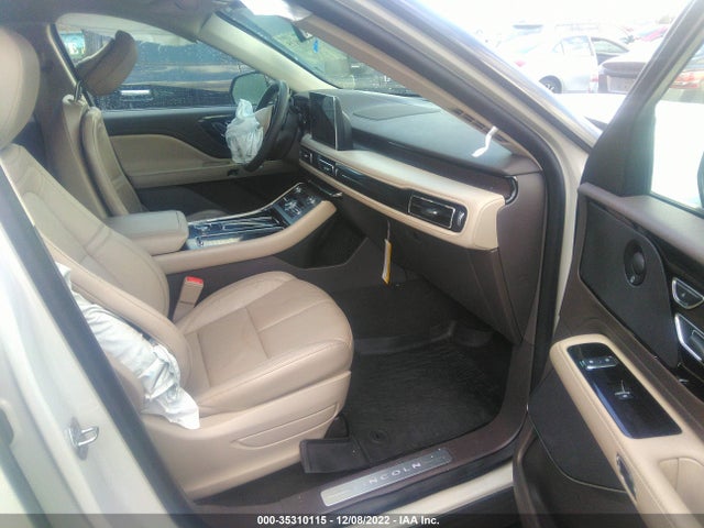 2020 Lincoln Aviator, VIN: 5LM5J7WC5LGL36180
