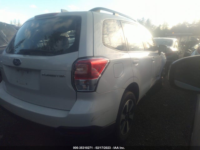 JF2SJABCXJH609670 Subaru Forester