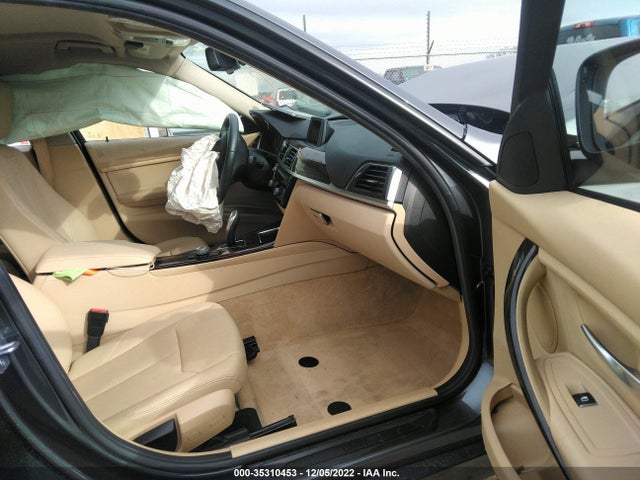 2016 BMW 3 Series, VIN: WBA8E1G59GNU12276