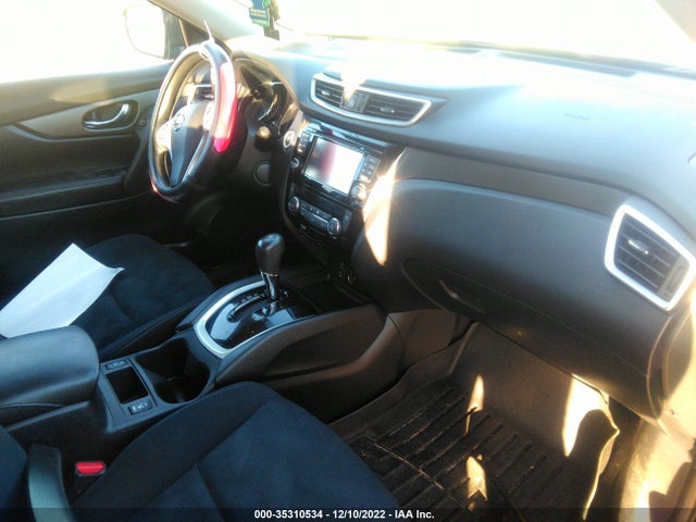 2016 Nissan Rogue, VIN: JN8AT2MV5GW136424