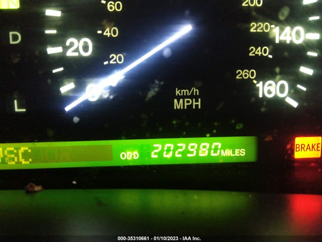 JT8BH28F8X0151182 Lexus LS 400 LUXURY SDN