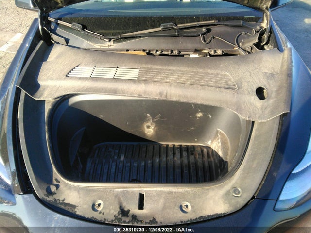 Tesla Model Y 2020 5YJYGDEEXLF056673 Image 11