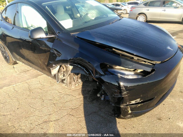 Tesla Model Y 2020 5YJYGDEEXLF056673 Image 7
