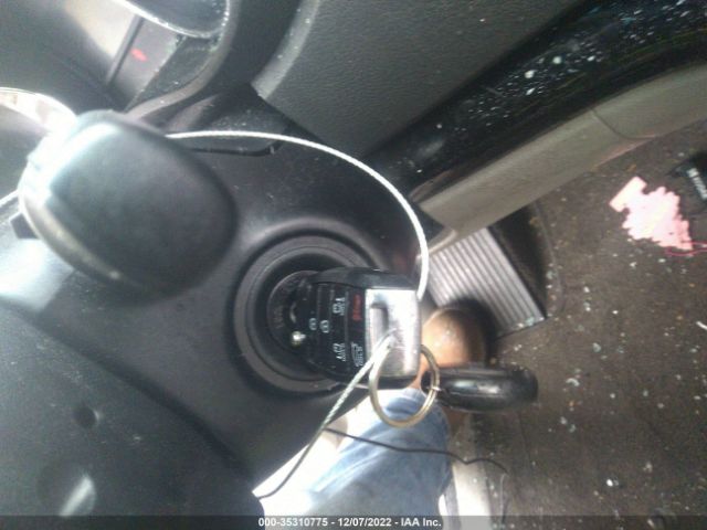 KNDMB5C16G6088430 KIA SEDONA LX