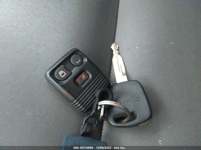 2002 FORD ESCAPE XLT VIN: 1FMYU03102KB38703