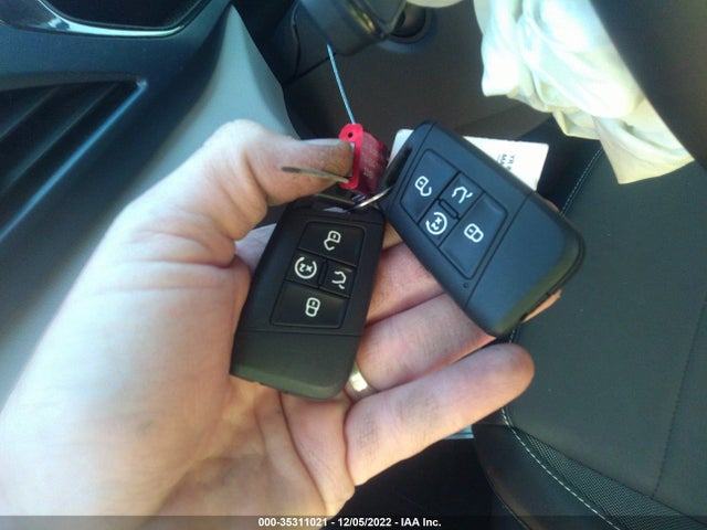 Volkswagen TAOS SE 2022 3VVTX7B24NM025389 Image 3