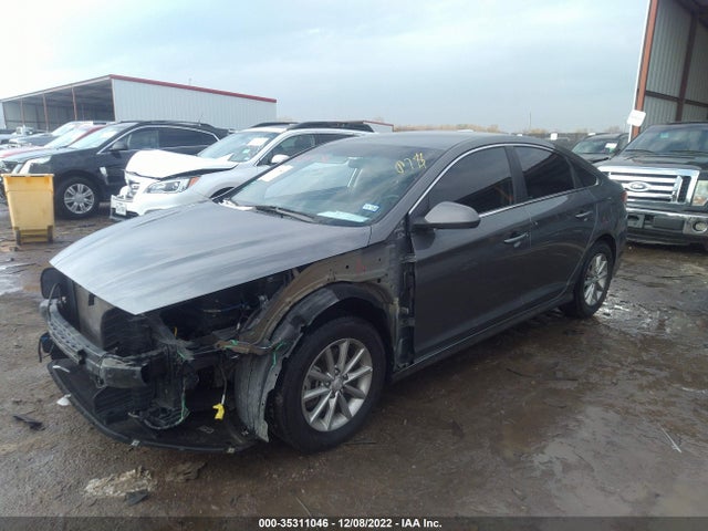 Hyundai SONATA SE 2019 5NPE24AF9KH732868 Image 2