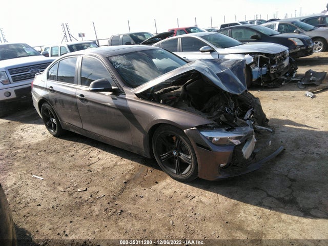 2014 WBA3C1C56EK108987 main image