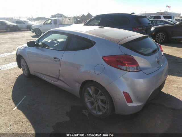 2017 Hyundai Veloster, VIN: KMHTC6AD6HU309237