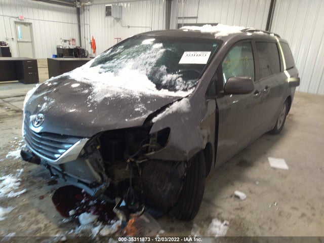 2017 Toyota Sienna, VIN: 5TDKZ3DC8HS872696