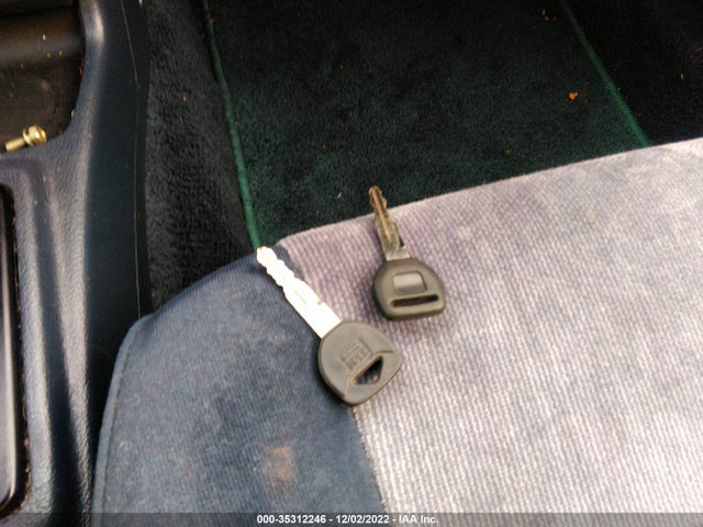 1991 HONDA ACCORD LX VIN: 1HGCB7258MA009328