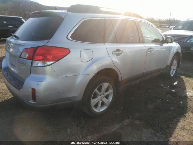 4S4BRBDC6E3293452 Subaru Outback 2.5i Premium