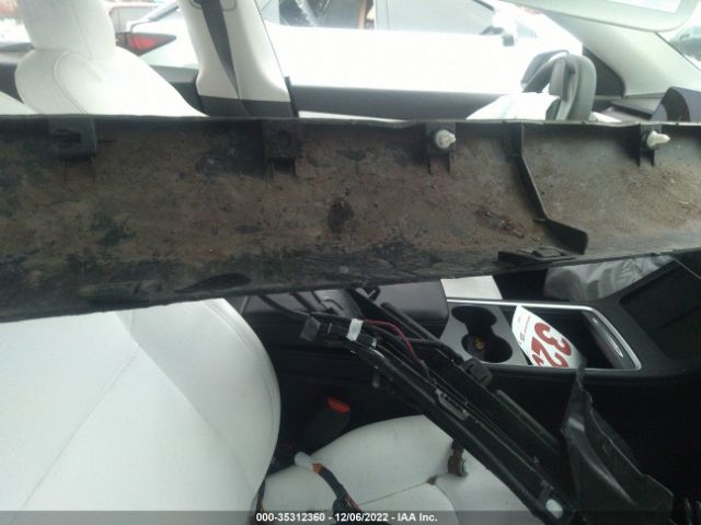 7SAYGDEF8NF376881 Tesla Model Y Performance