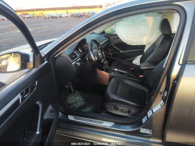 2018 Volkswagen Passat, VIN: 1VWAA7A36JC003694