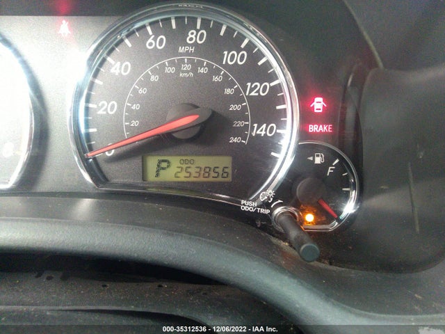2011 TOYOTA COROLLA L/LE/S VIN: 2T1BU4EE4BC720225