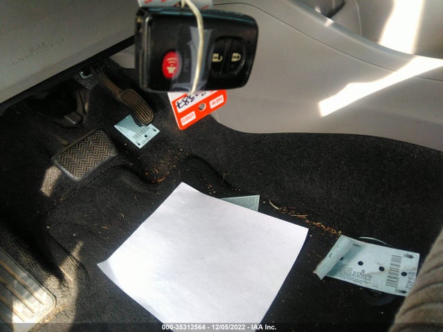 Toyota Prius V Two/five/three/four 2016 JTDZN3EU4GJ045615 Image 3