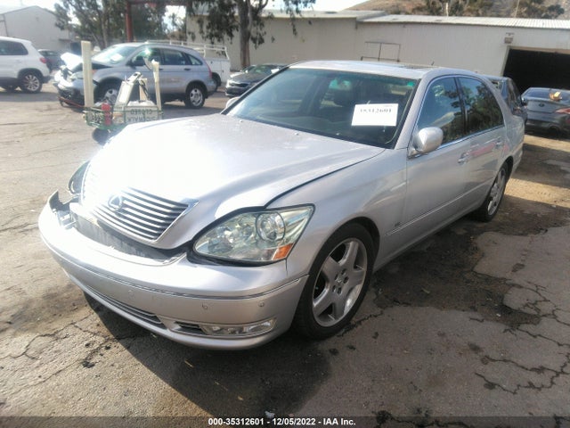 Lexus LS 430 2004 JTHBN36F440152715 Image 2