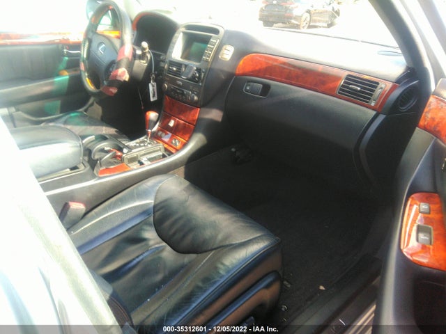 Lexus LS 430 2004 JTHBN36F440152715 Image 6