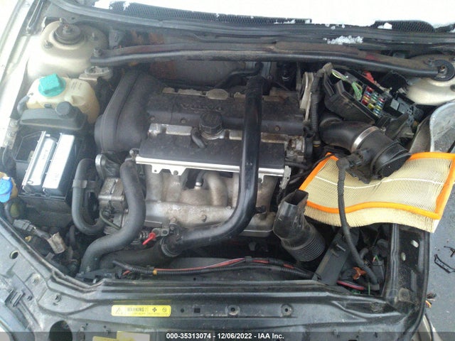 YV1SZ592251200129 Volvo XC70