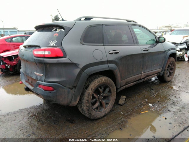 2015 Jeep Cherokee, VIN: 1C4PJMBS7FW696928