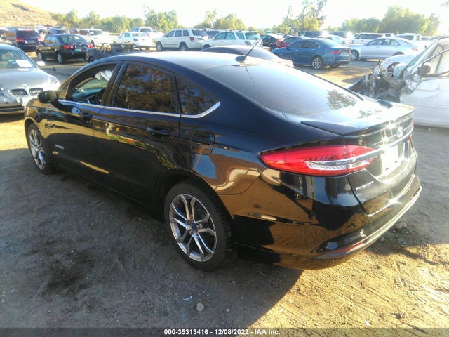 2017 Ford Fusion, VIN: 3FA6P0LU8HR141680