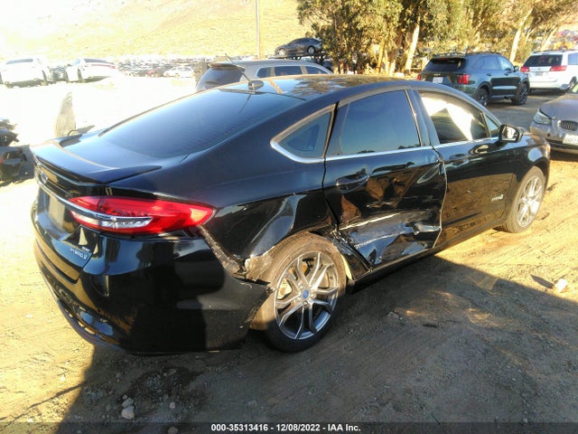 2017 Ford Fusion, VIN: 3FA6P0LU8HR141680