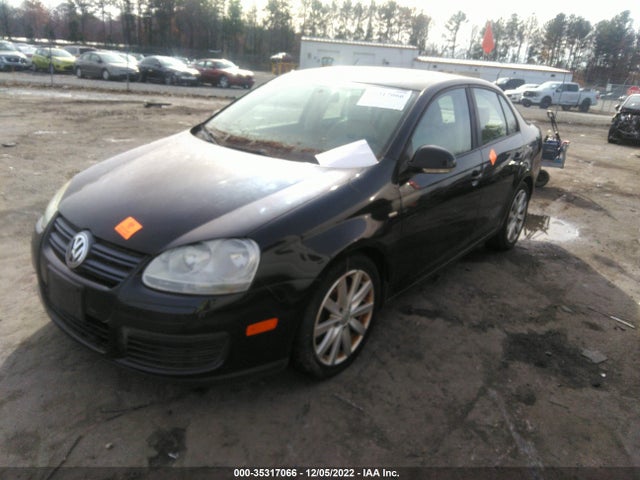 2010 VOLKSWAGEN JETTA SEDAN WOLFSBURG VIN: 3VWRA7AJXAM047844