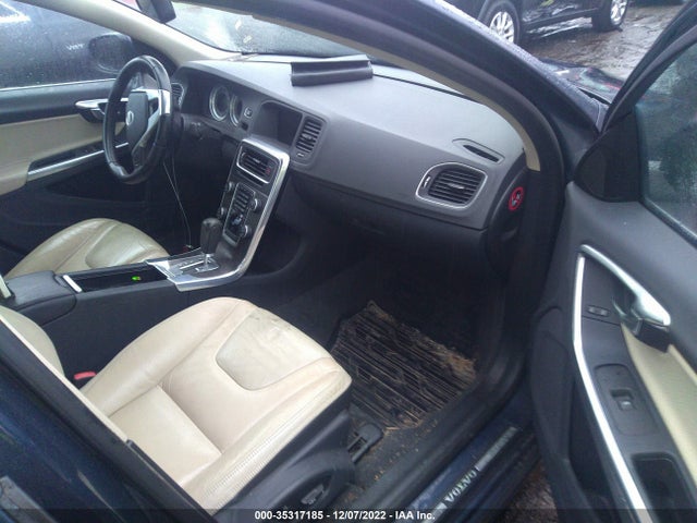 Volvo S60 T5 2012 YV1622FSXC2048410 Image 5
