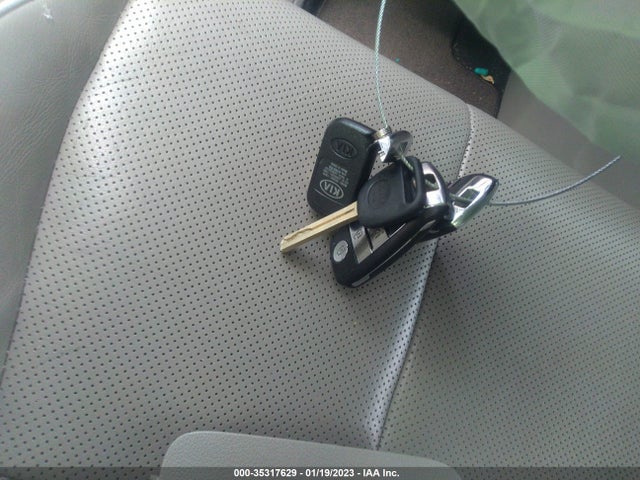 2016 Kia Sedona, VIN: KNDMB5C18G6214982