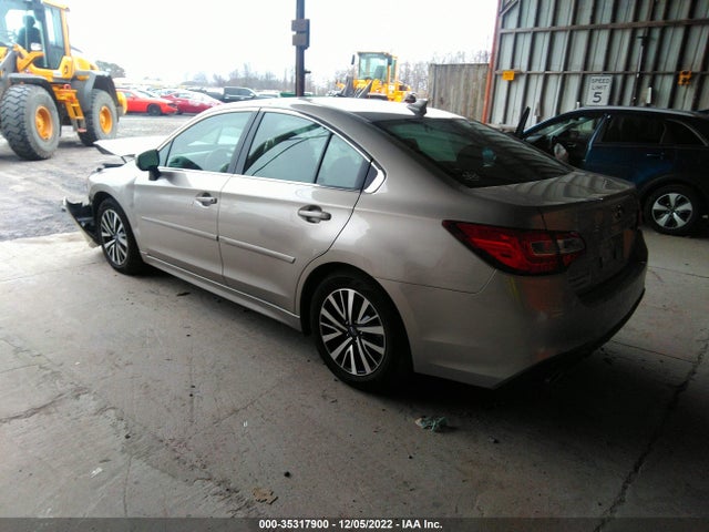 Subaru Legacy 2018 4S3BNAC62J3014871 Image 3