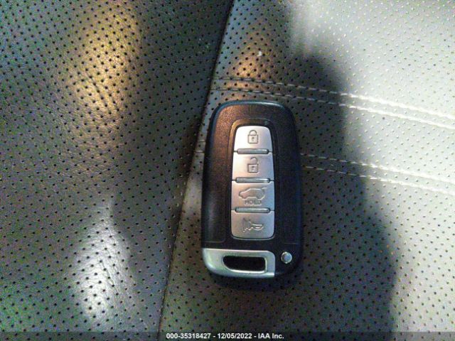 KNDPC3A24B7035979 KIA Sportage Ex