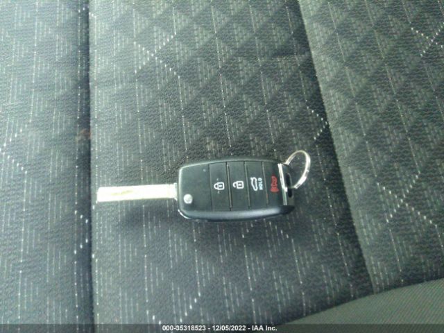 3KPA24AD4LE296076 KIA RIO S
