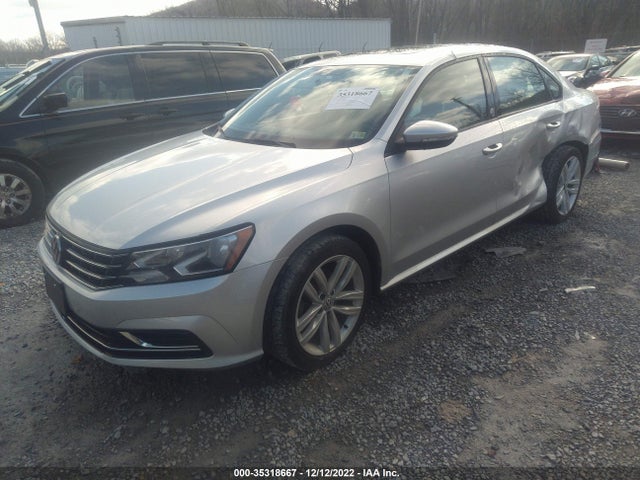 1VWLA7A35KC010534 Volkswagen Passat 2.0t Wolfsburg Edition