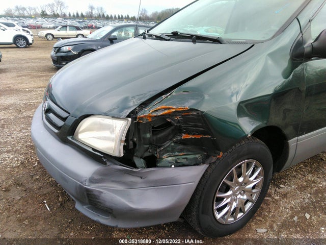 2001 TOYOTA SIENNA LE/XLE VIN: 4T3ZF13C01U379788