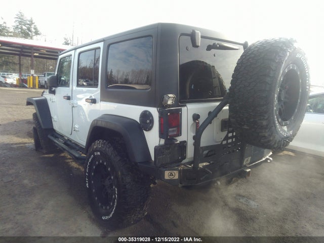 2016 Jeep Wrangler, VIN: 1C4HJWFG0GL292930