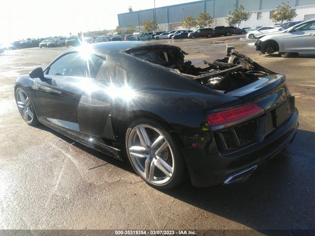 2017 Audi R8, VIN: WUAEAAFX4H7905084