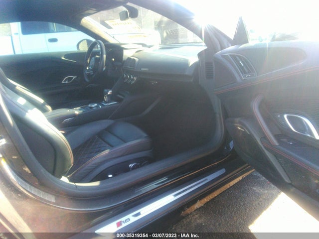 2017 Audi R8, VIN: WUAEAAFX4H7905084