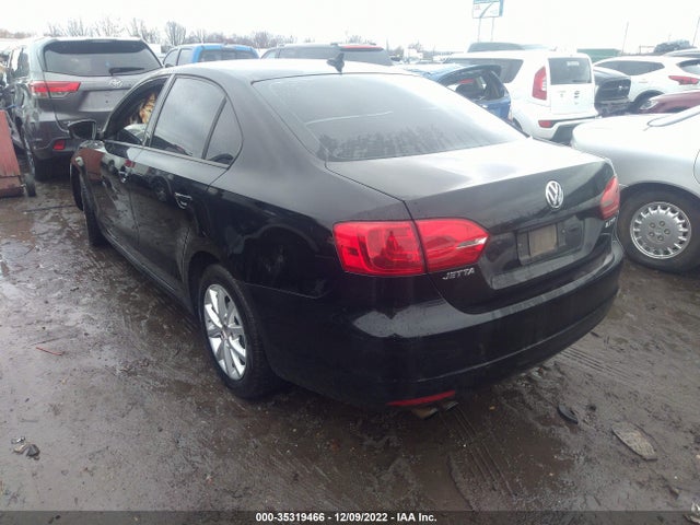 3VWDX7AJXCM310734 Volkswagen Jetta Sedan Se W