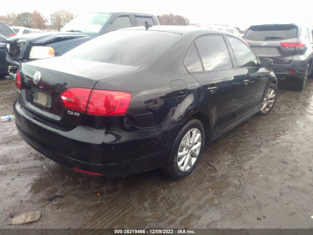 3VWDX7AJXCM310734 Volkswagen Jetta Sedan Se W